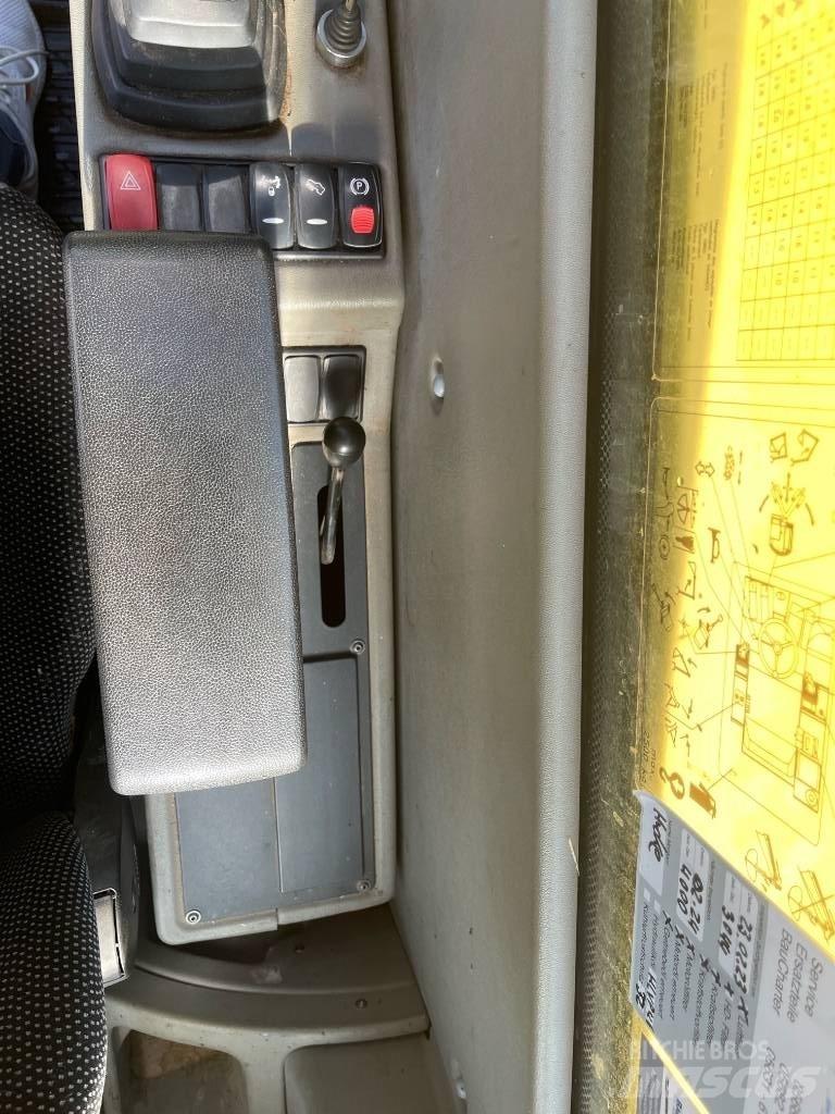 Yanmar B 95 W Wheeled excavators