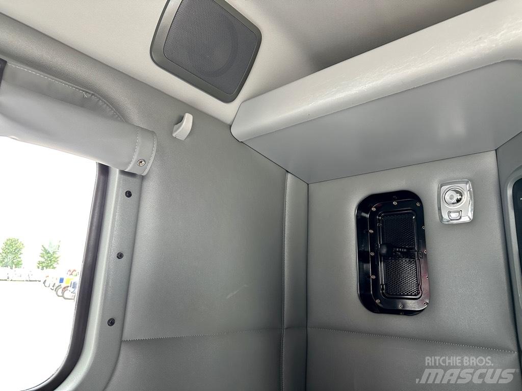 Kenworth T880 Prime Movers
