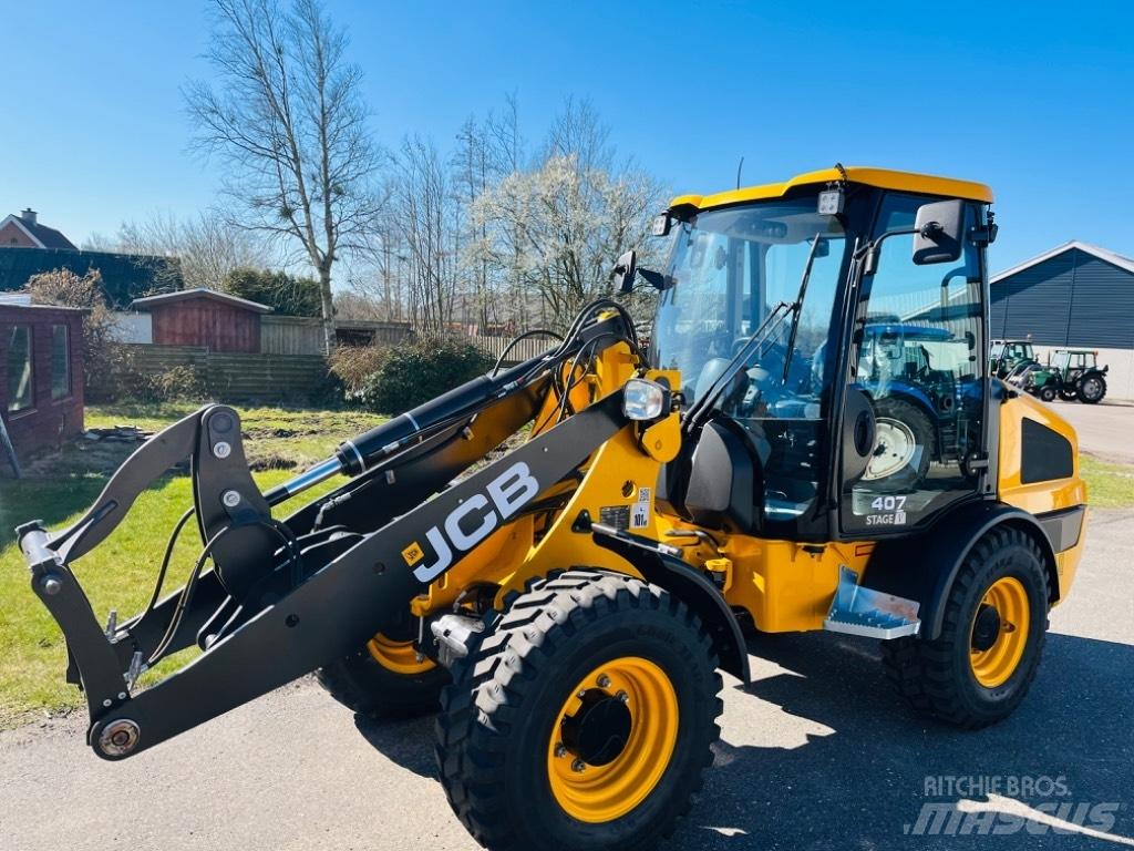 JCB 407 Multi-purpose loaders