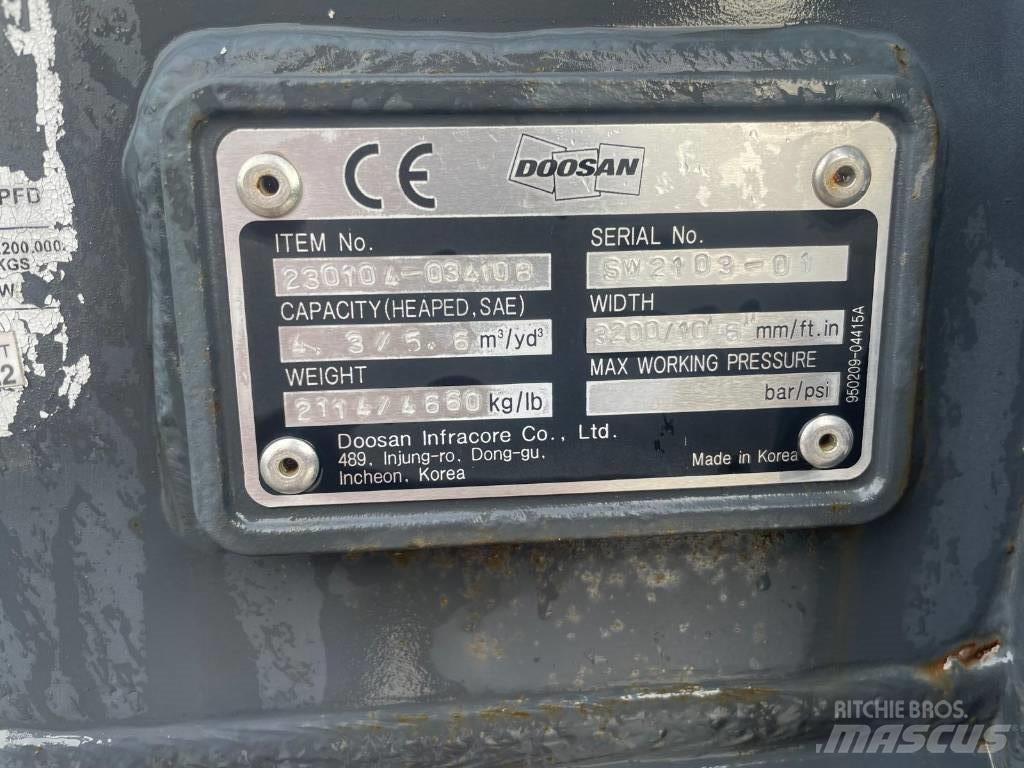 Doosan DL 420-3 Buckets
