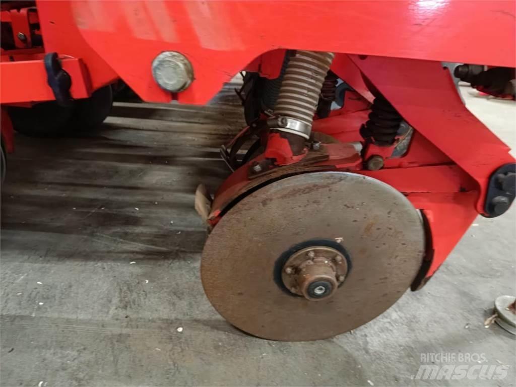 Kuhn Maxima 2TS Sowing machines