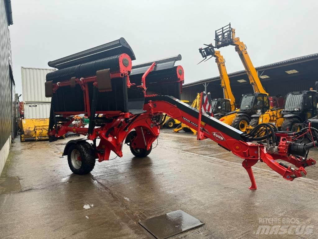 Kuhn Merge Maxx 950 Windrowers