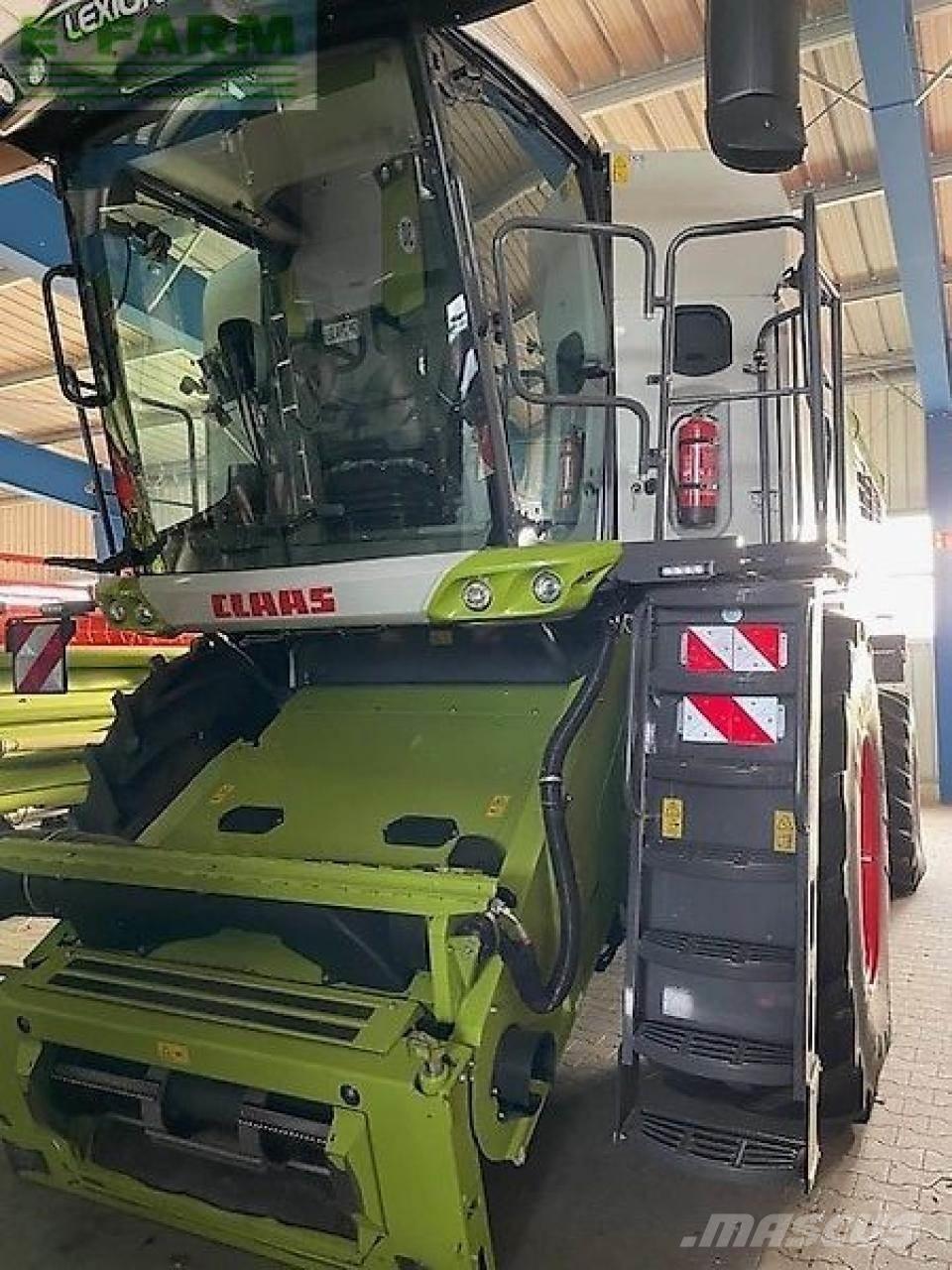CLAAS lexion 7700 Combine harvesters