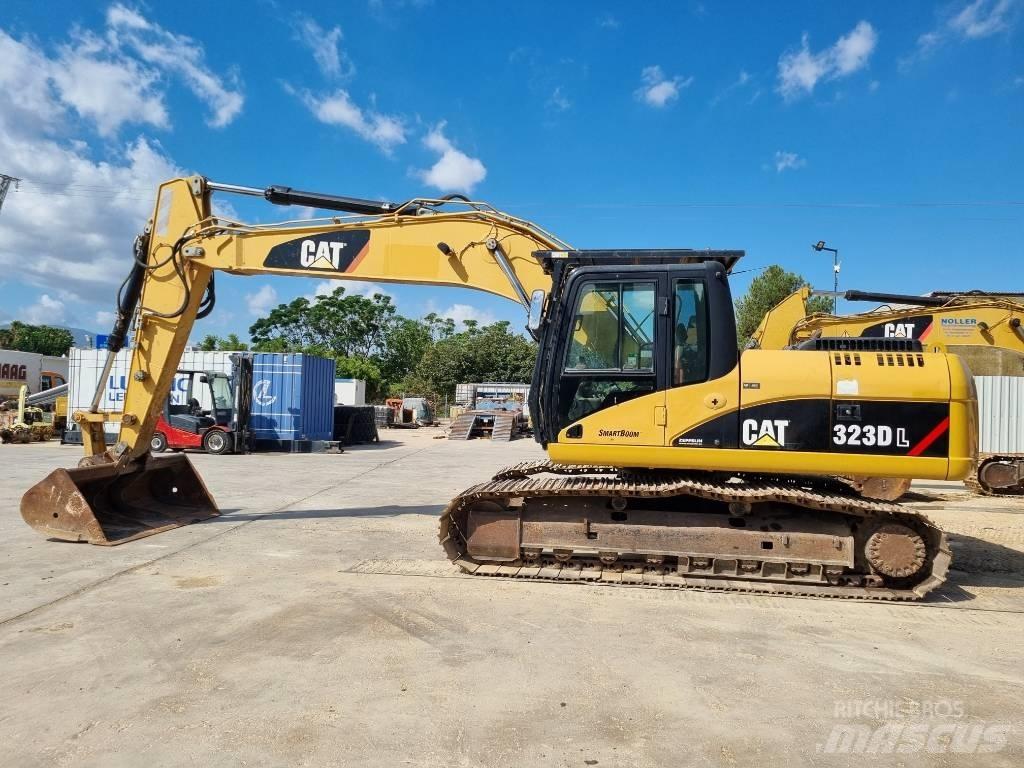 CAT 323 D L Crawler excavators