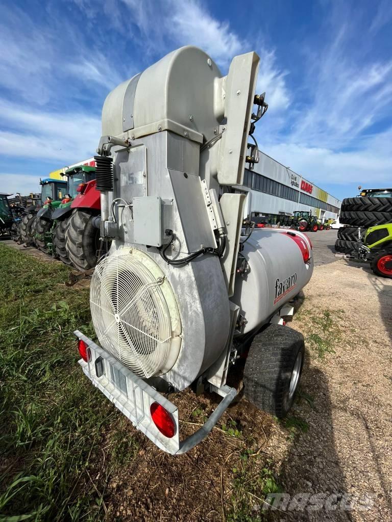  FAVARO 49 Fertilizer sprayers