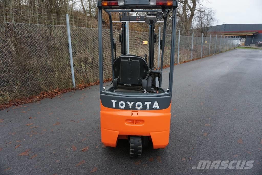 Toyota 7FBEST13 Electric forklift trucks
