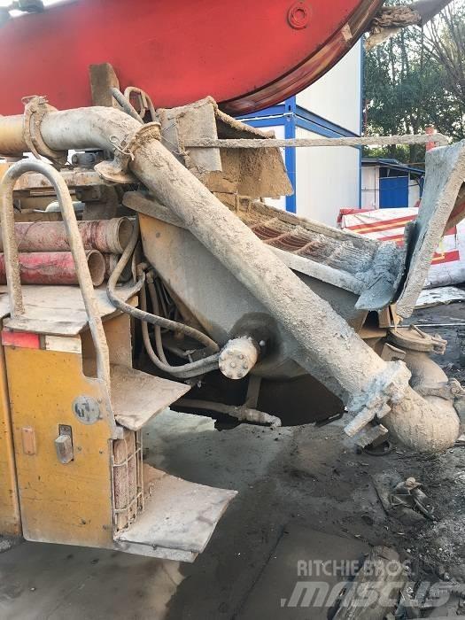 Putzmeister 46m Concrete pumps