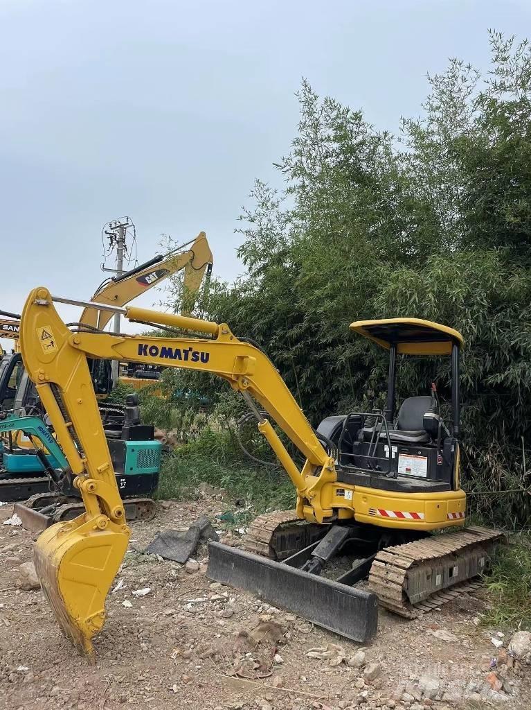 Komatsu PC35 Mini excavators < 7t (Mini diggers)