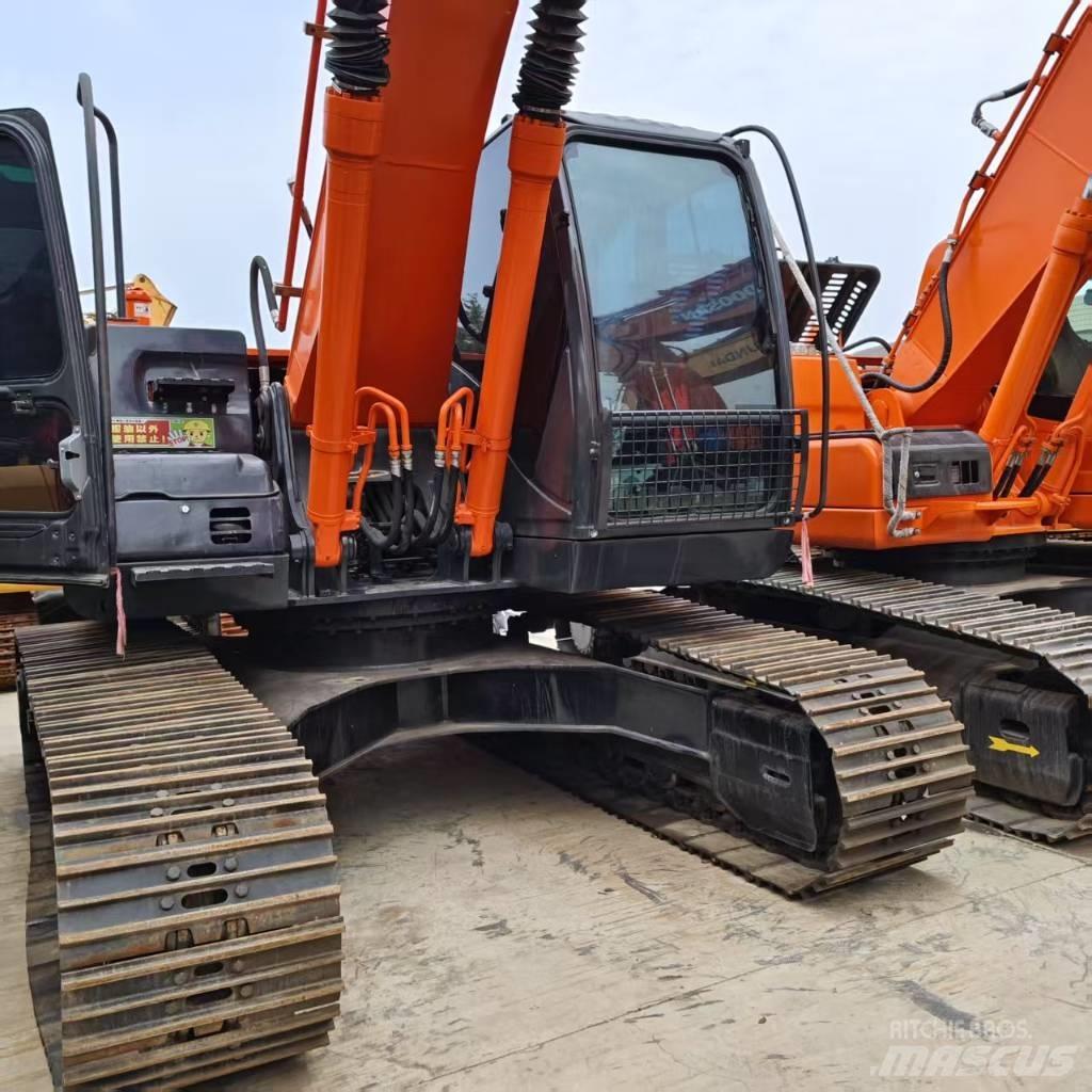 Hitachi ZX 210 Crawler excavators