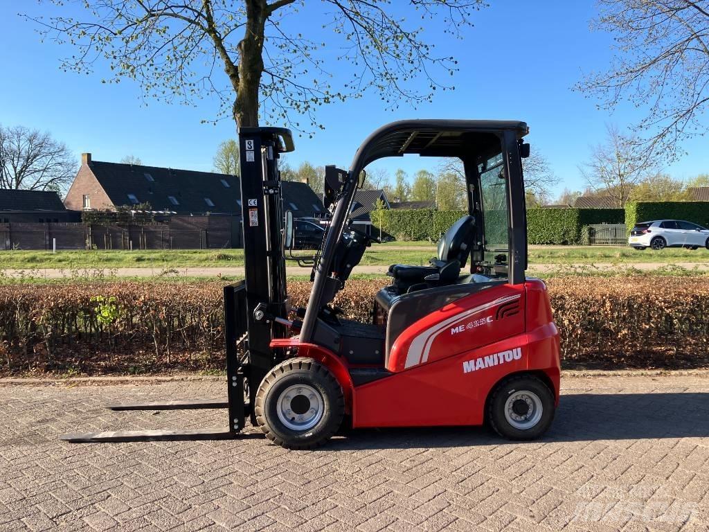 Manitou ME 425 Electric forklift trucks
