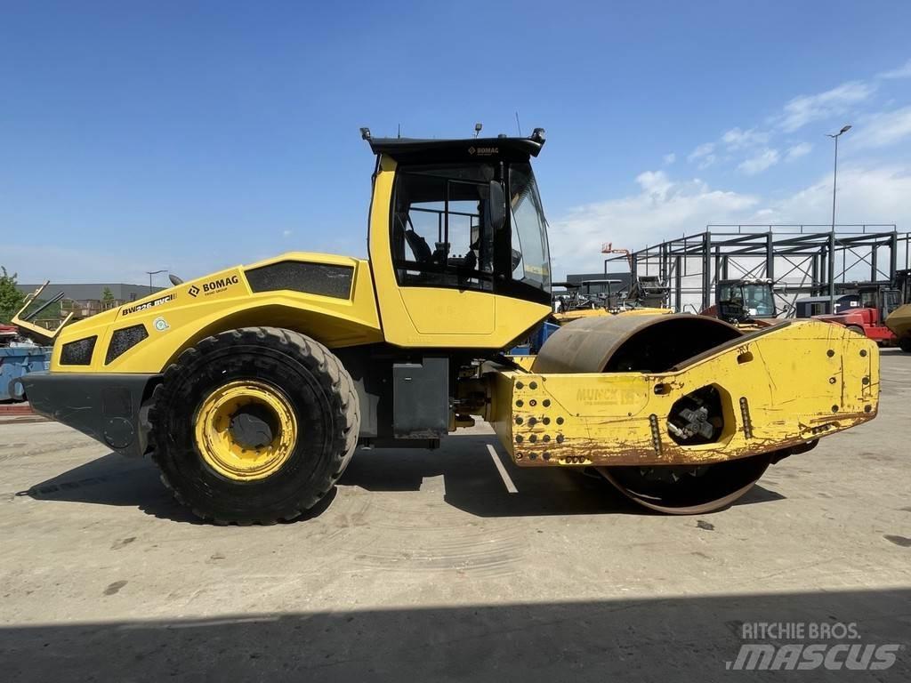 Bomag BW 226 BVC-5 Single drum rollers