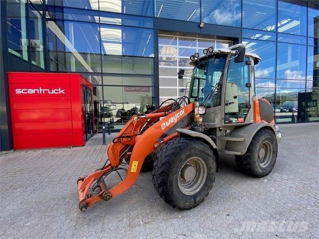 Weycor AR420 Multi-purpose loaders
