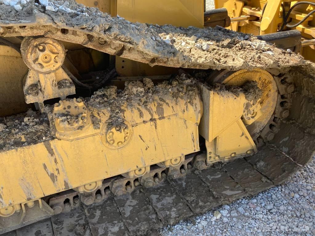 CAT Bulldozer D4H Crawler dozers