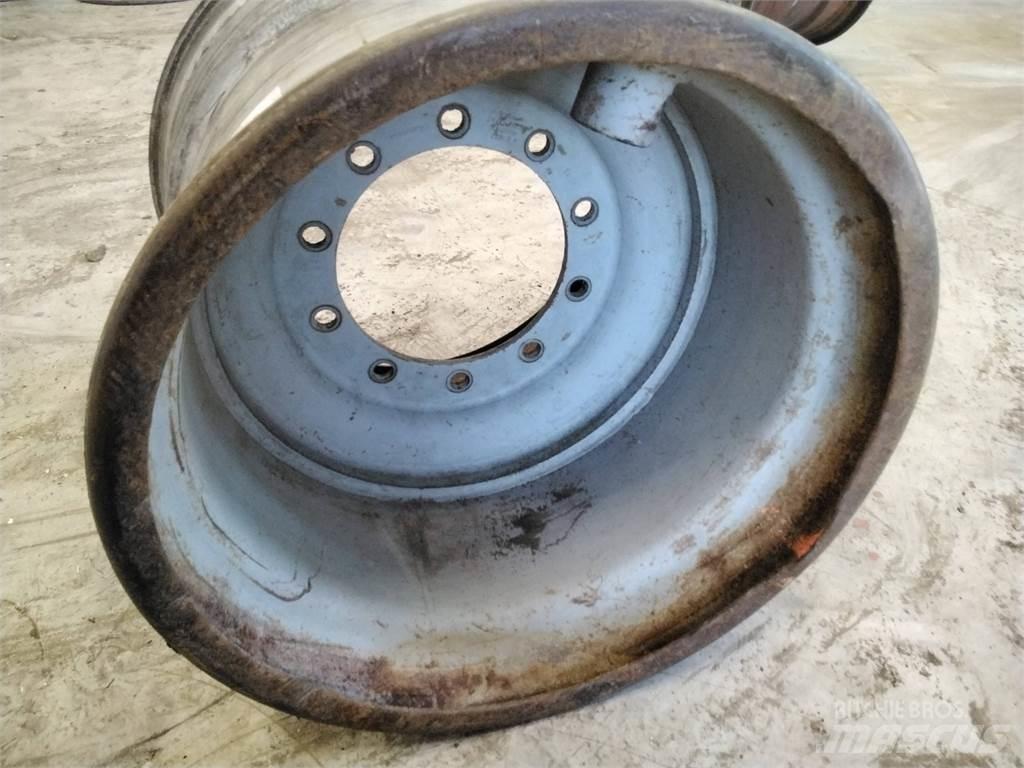 Valmet 860 24x26,5 Tyres, wheels and rims
