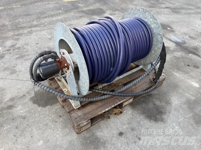 Woma zwija węża Drilling equipment accessories and spare parts