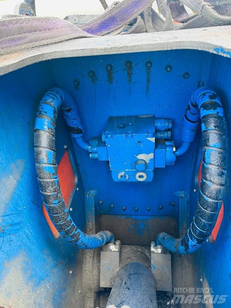 Trevibenne FR28 Crushers