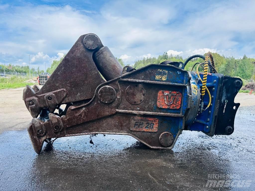 Trevibenne FR28 Crushers