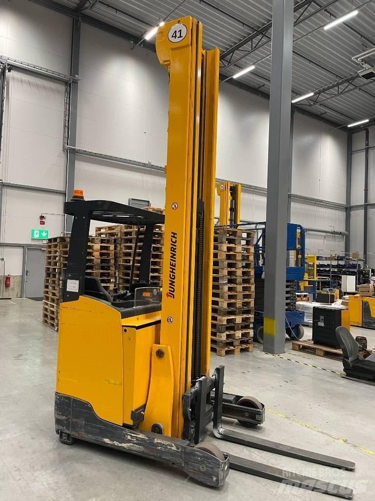 Jungheinrich ETV 214 Reach truck