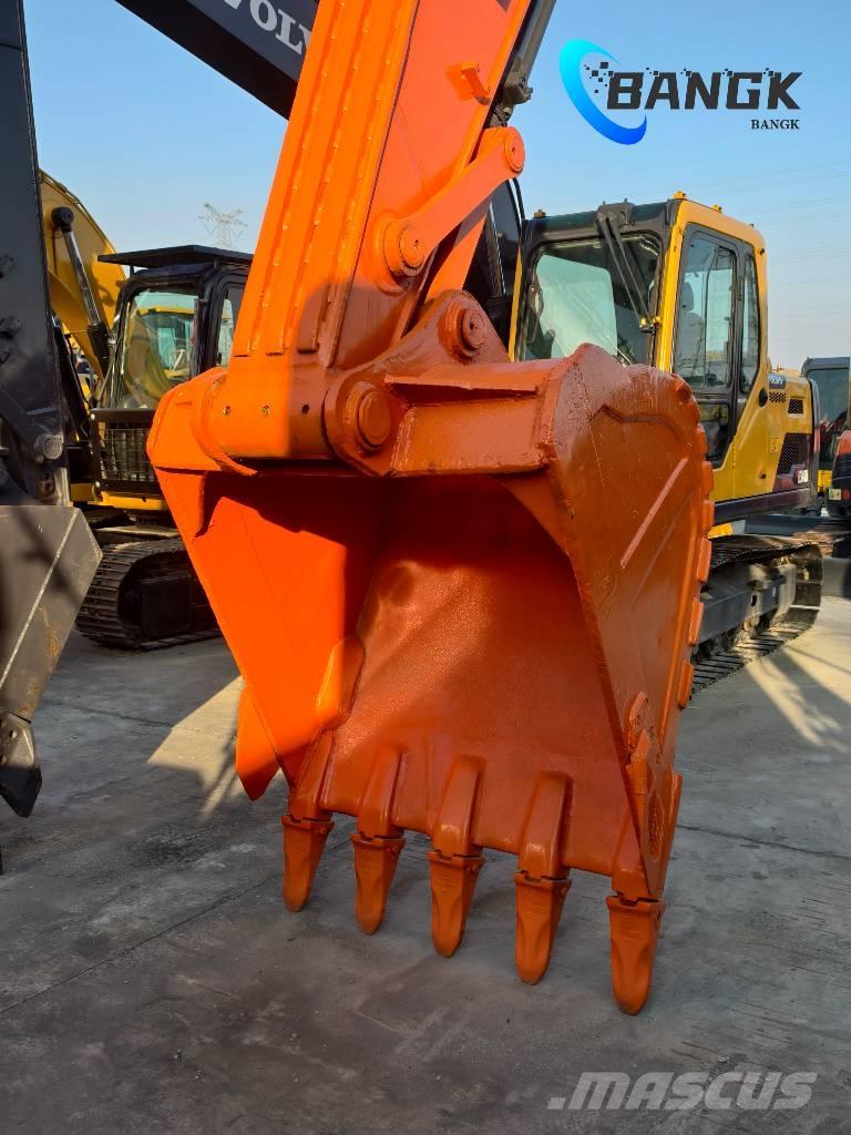 Doosan DX 300 LC Crawler excavators