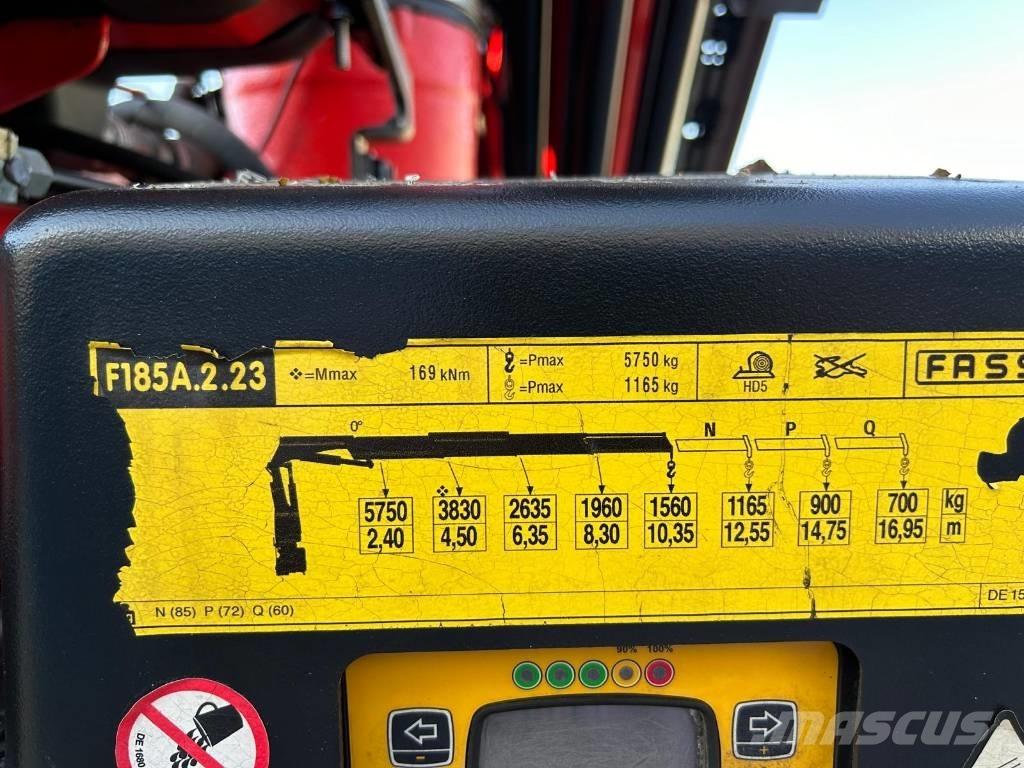 Iveco Stralis 420 Truck mounted cranes