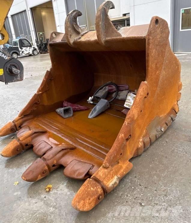 CAT 352 F Crawler excavators