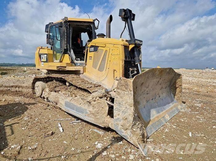 CAT D7E Crawler dozers