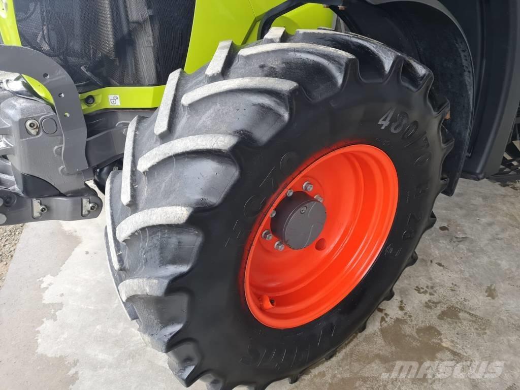 CLAAS 610 cis Tractors