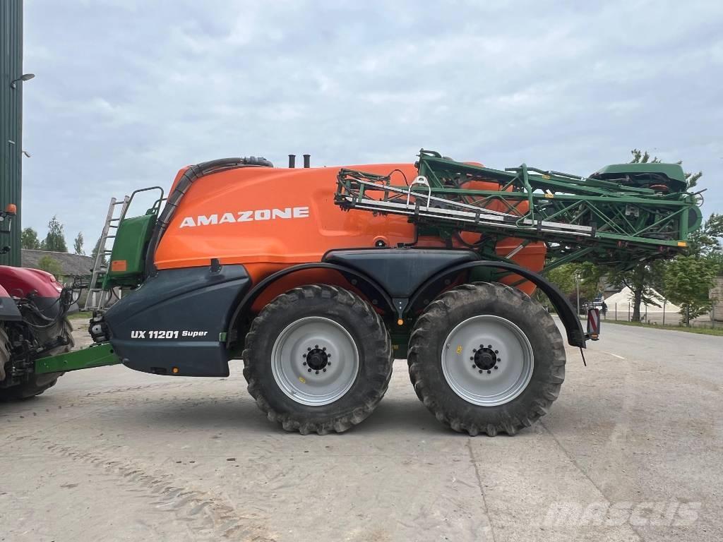 Amazone UX 11201 Fertilizer sprayers