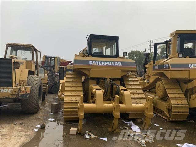 CAT D7H Crawler dozers
