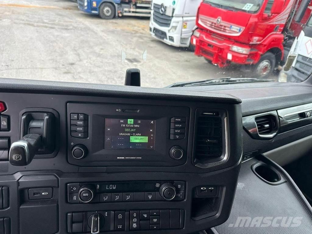 Scania R 520 Prime Movers