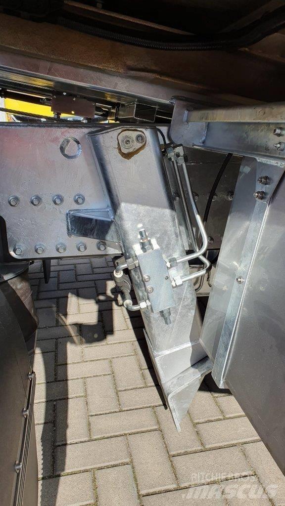 Volvo FL 12 Recovery vehicles