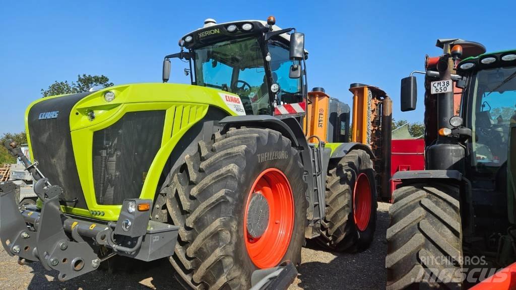 CLAAS Xerion 5000 VC Tractors