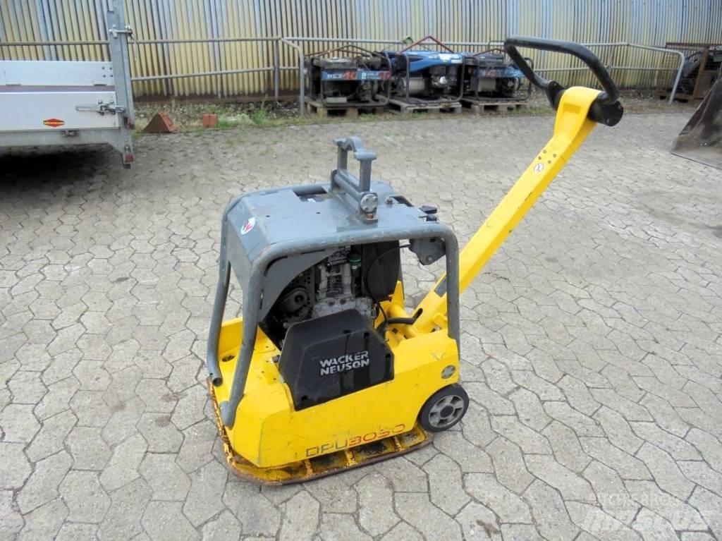 Wacker DPU 3050 H Plate compactors