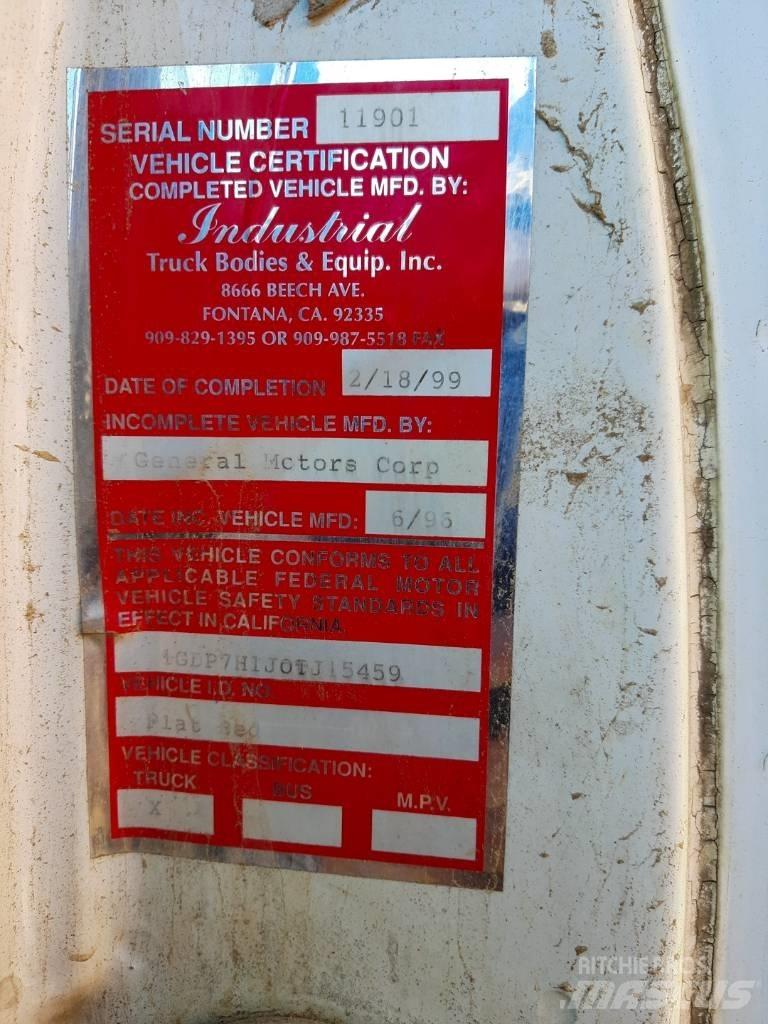 GMC C 7 Flatbed / Dropside trucks