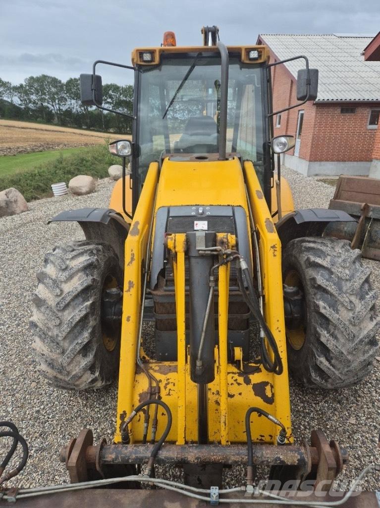 Fermec 960 Backhoe