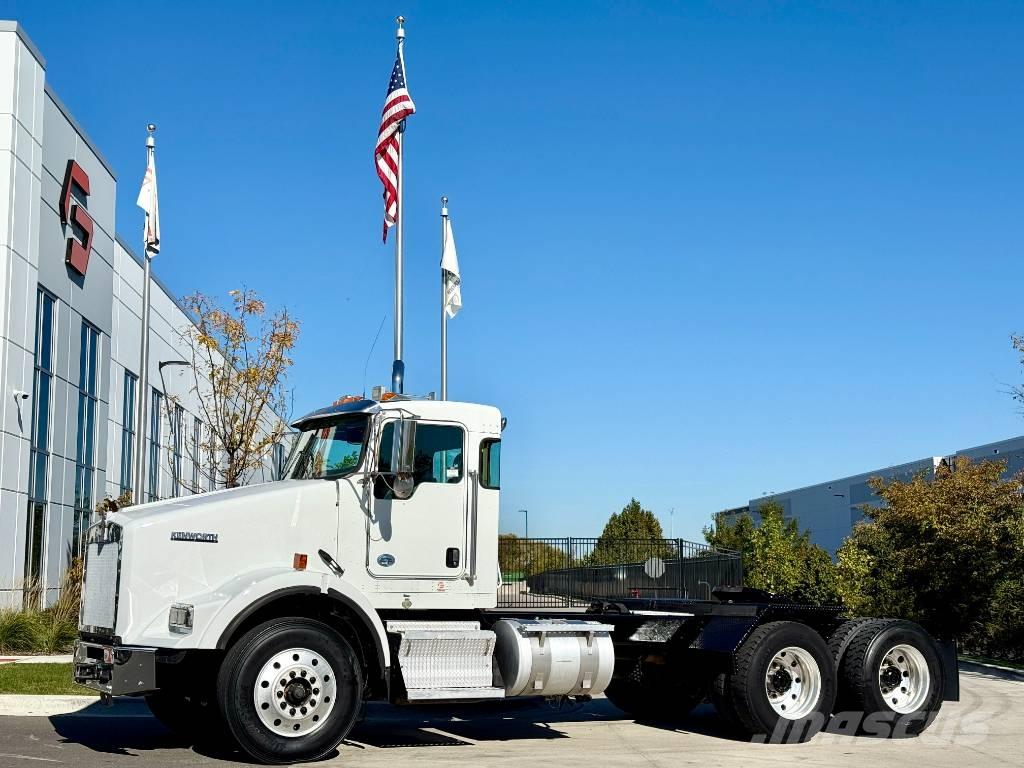 Kenworth T 800 Prime Movers