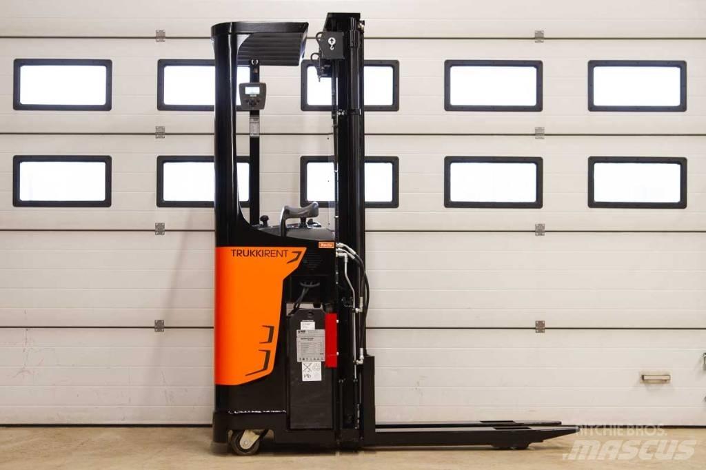 Rocla SST 16 AC Self propelled stackers