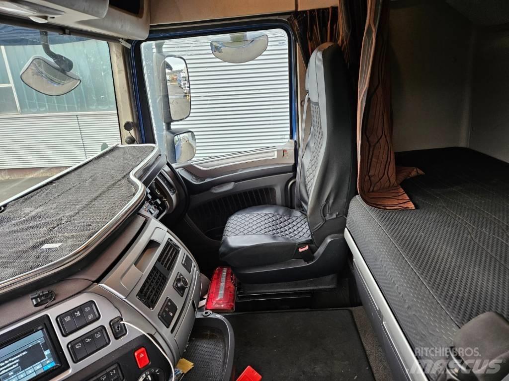 DAF XF 530 Unfall Prime Movers