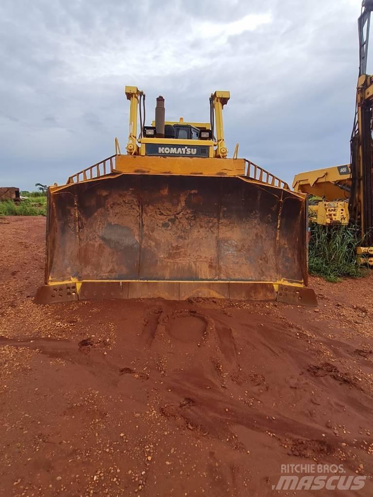 Komatsu D 375 A Crawler dozers