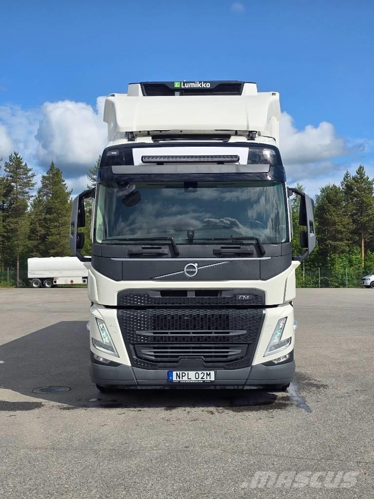 Volvo FM460 LNG Temperature controlled trucks