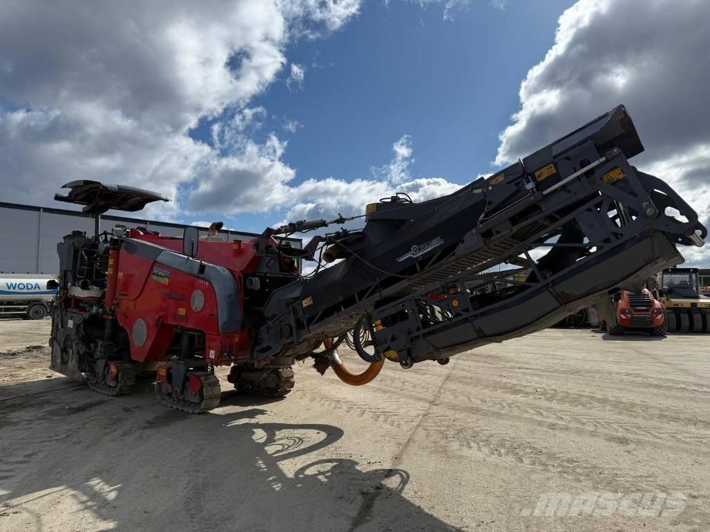 Wirtgen W 100 CFI Asphalt cold milling machines