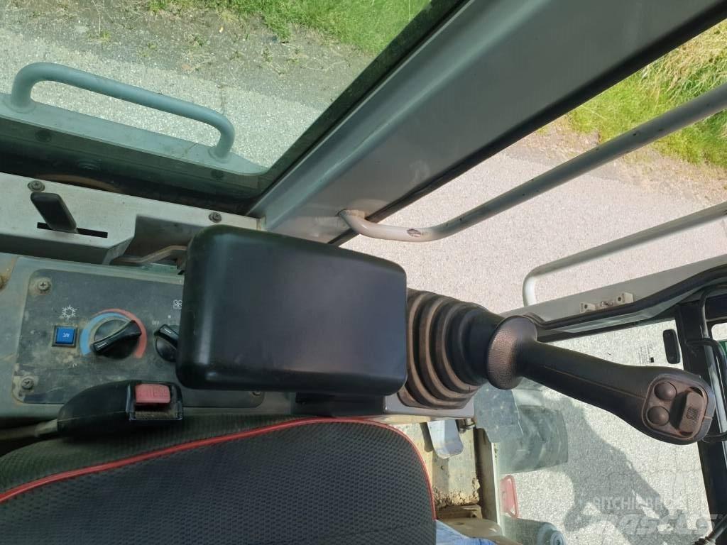 Takeuchi TB175W Wheeled excavators