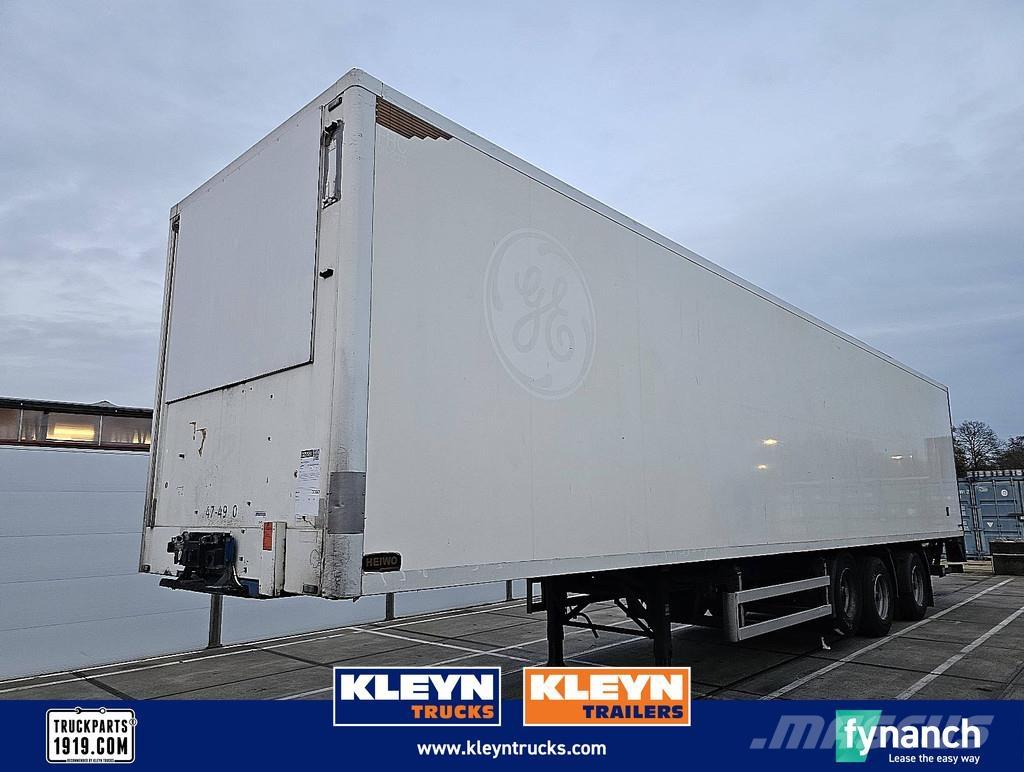 Pacton Z3-002 Box semi-trailers