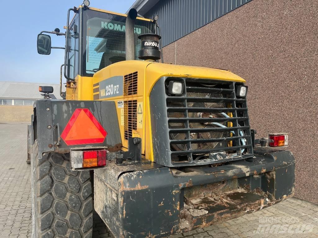 Komatsu WA 250 PZ-5 Wheel loaders