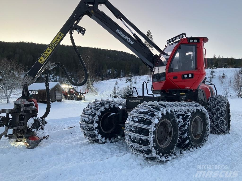 Komatsu 951 Harvesters