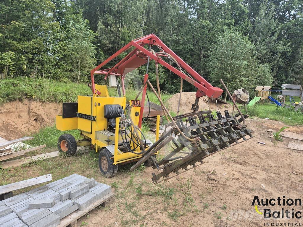 Optimas 55 Handling and placing equipment