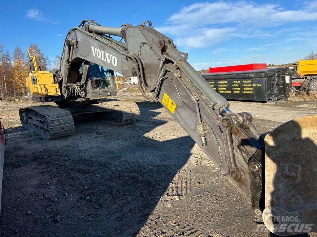 Volvo EC 220 DL Crawler excavators