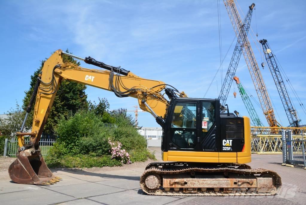 CAT 325 FL CR Crawler excavators