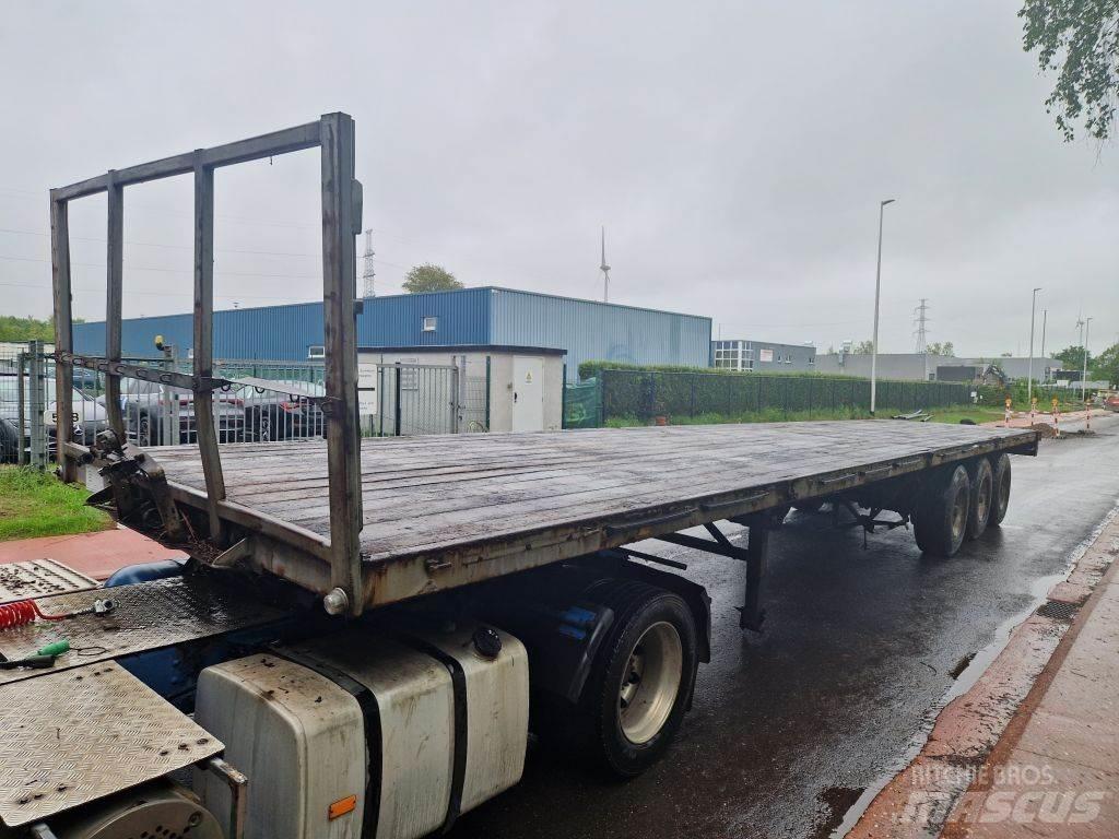 LAG 0-3-39 Flatbed/Dropside semi-trailers