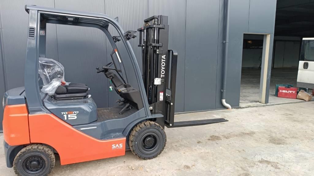 Toyota 8FDF15 Diesel trucks
